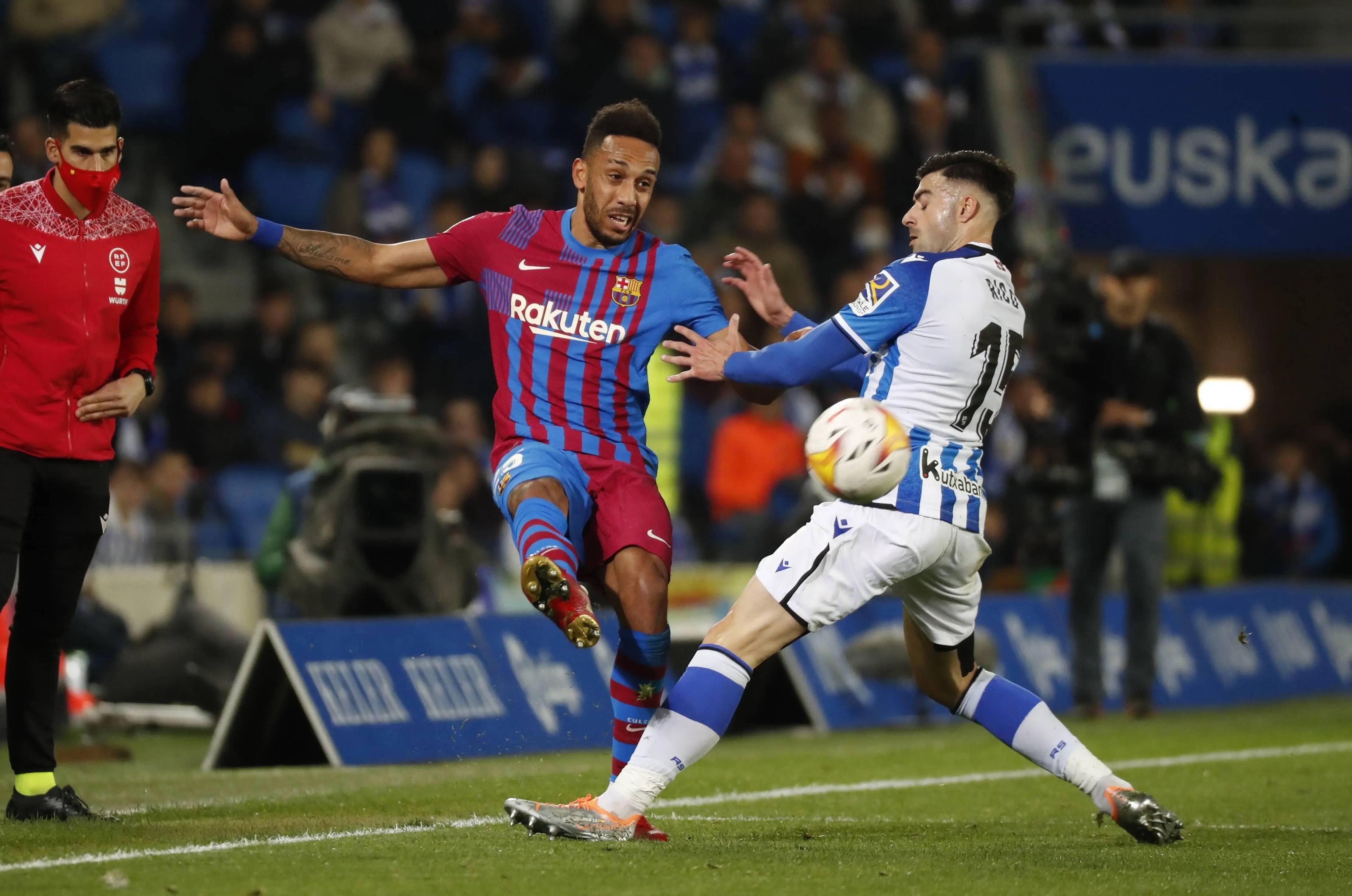 包含拉斯帕尔马斯主场击败皇家社会，豪取三分的词条