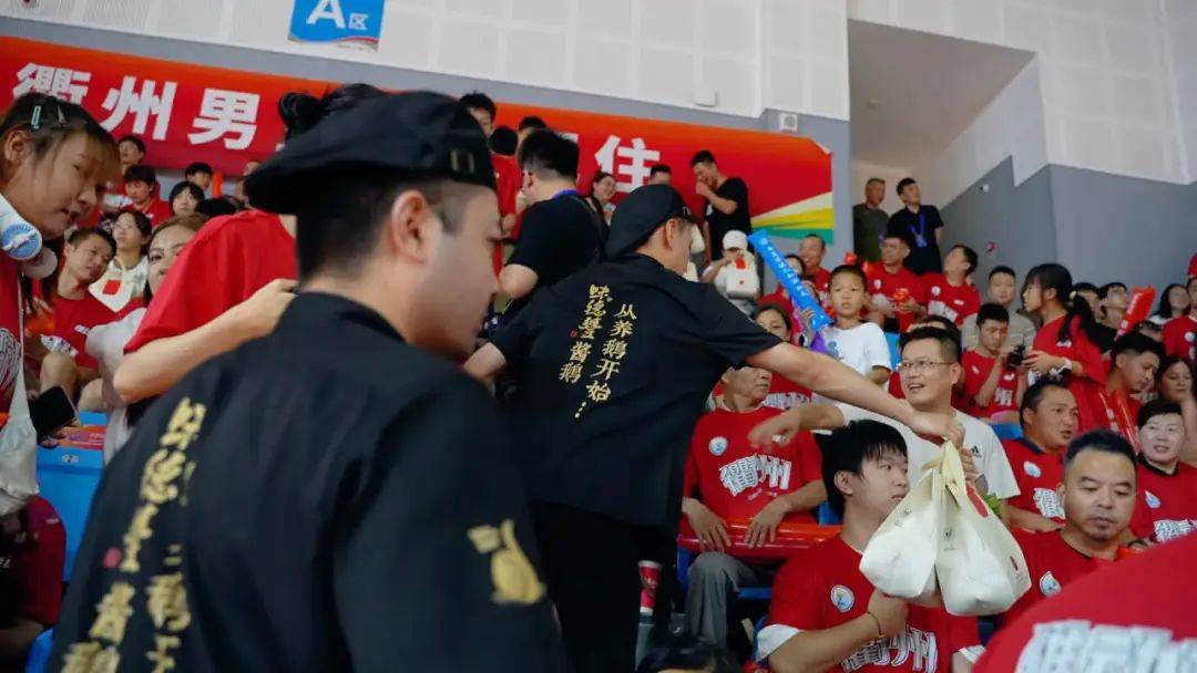 包含竞技激烈,比赛场面将为球迷带来无限惊喜的词条 包含竞技激烈,比赛场面将为球迷带来无限惊喜的词条