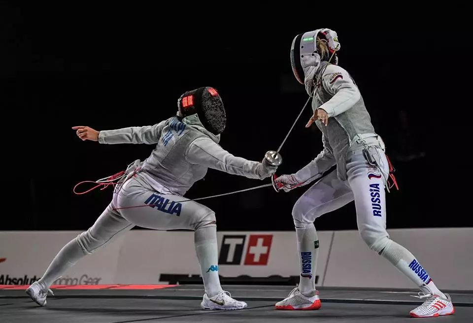 包含精彩回放：豪门队伍的对决令人回味无穷的词条