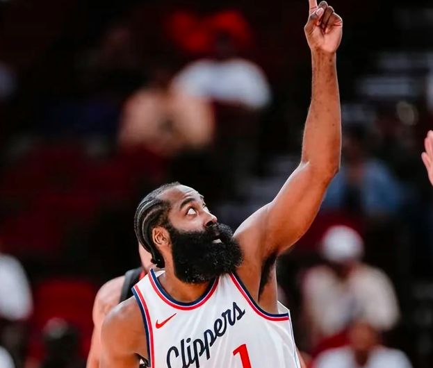 勇士惨败爵士，哈登投篮命中率低